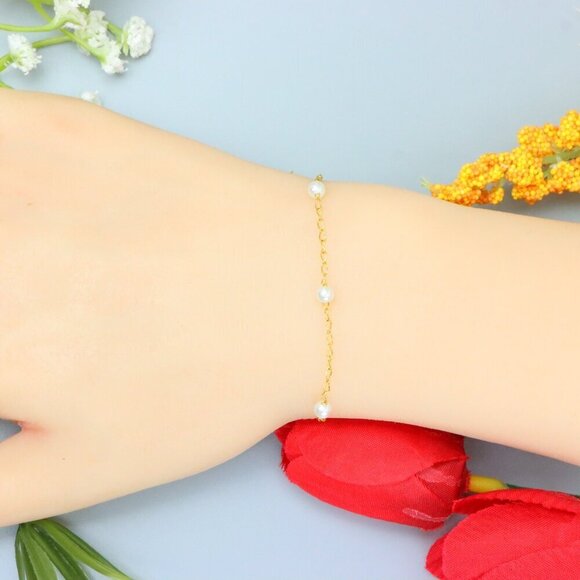 "Elegant & Trendy Bracelet, A Perfect Gift for Women, Thoughtful, EVCH1164 - Picture 6 of 11